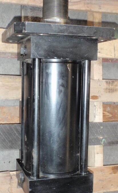 Parker 06.00 JB2H 2700 PSI Cylinder