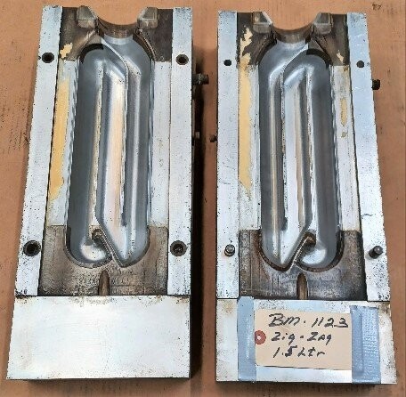 Unknown Brand 0125 1.5 Liter Zig-Zag Blow Mold