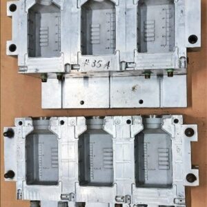 Unknown Brand Unknown Model 10 oz Square Pill Bottle Blow Mold