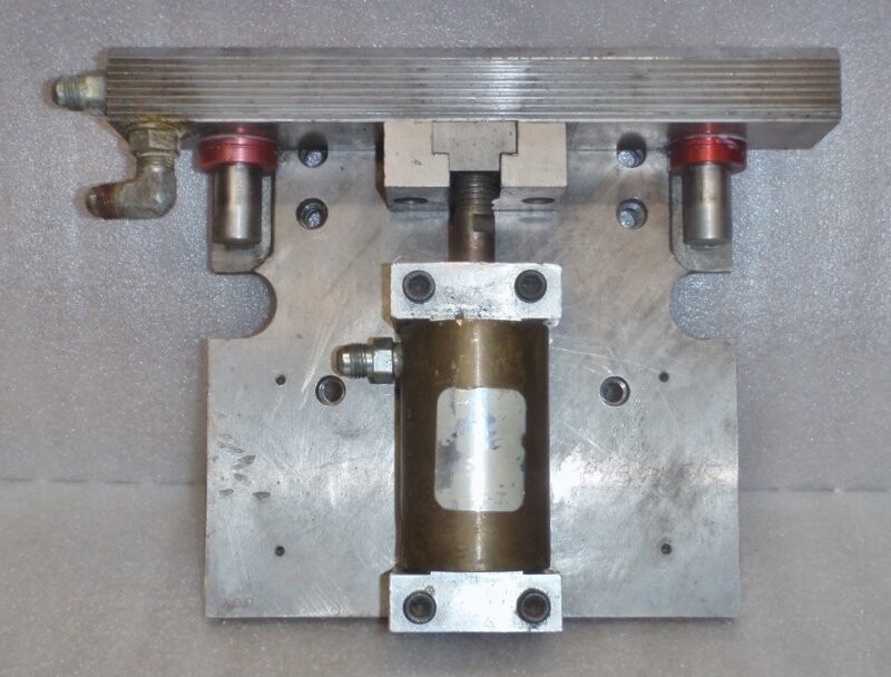 Unknown Brand Unknown Model 11 Inch Blow Mold Tail Puller