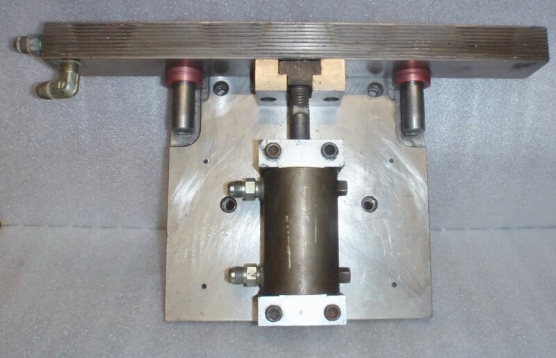 Unknown Brand Unknown Model 15 13-16 Inch Bllow Mold Tail Puller