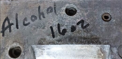 Unknown Brand Unknown Model 16 oz Alcohol Bottle Blow Mold - Image 2