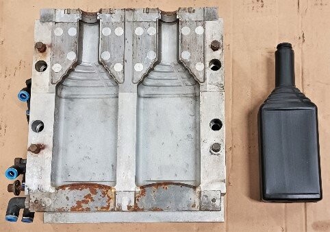 Unknown Brand Unknown Model 16 oz Fuel Additive Bottle Blow Mold - Image 2