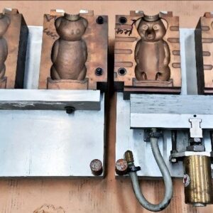 Unknown Brand Unknown Model 16 oz Honey Bear Bottle Blow Mold