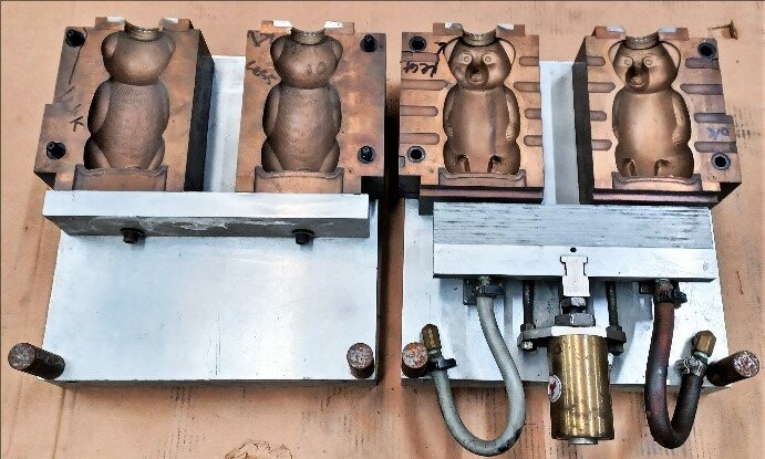 Unknown Brand Unknown Model 16 oz Honey Bear Bottle Blow Mold