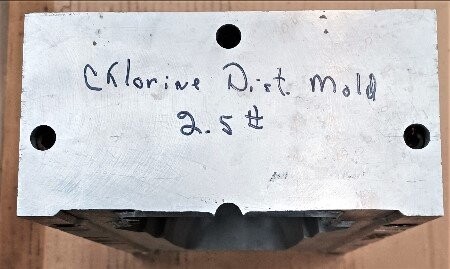 Unknown Brand Unknown Model 2.5 Pound Chlorine Dist. Bottle Blow Mold - Image 2