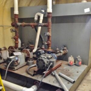 Unknown Brand Unknown Model 2000 Gallon Carbon Steel Water Tank with Pumps