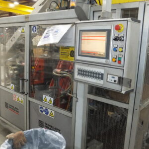 Uniloy-Milacron UMS 100/D Continuous Extrusion Dual Shuttle Blow Molding Machine