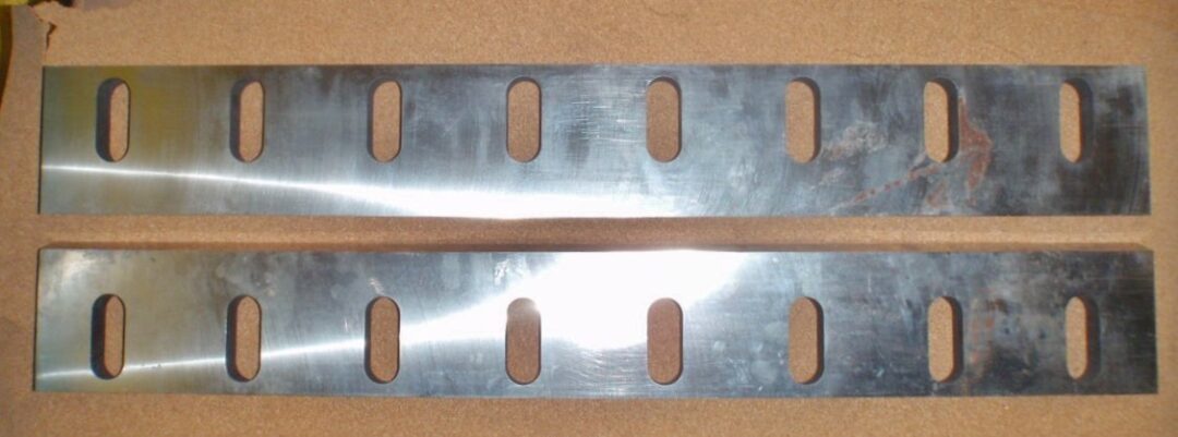 Unknown Brand Unknown Model 28 1/4 Inch Long Stationary Knives