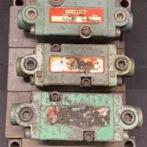 Numatics 11DPA4000 and Unknown Model Pneumatic Valves on Connected Manifolds