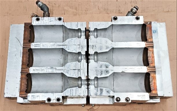 Unknown Brand Unknown Model 32 oz Carafe Bottle Blow Mold