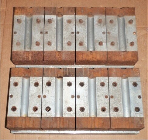 Unknown Brand Unknown Model 4 oz Squeeze Tube Bottle Blow Mold