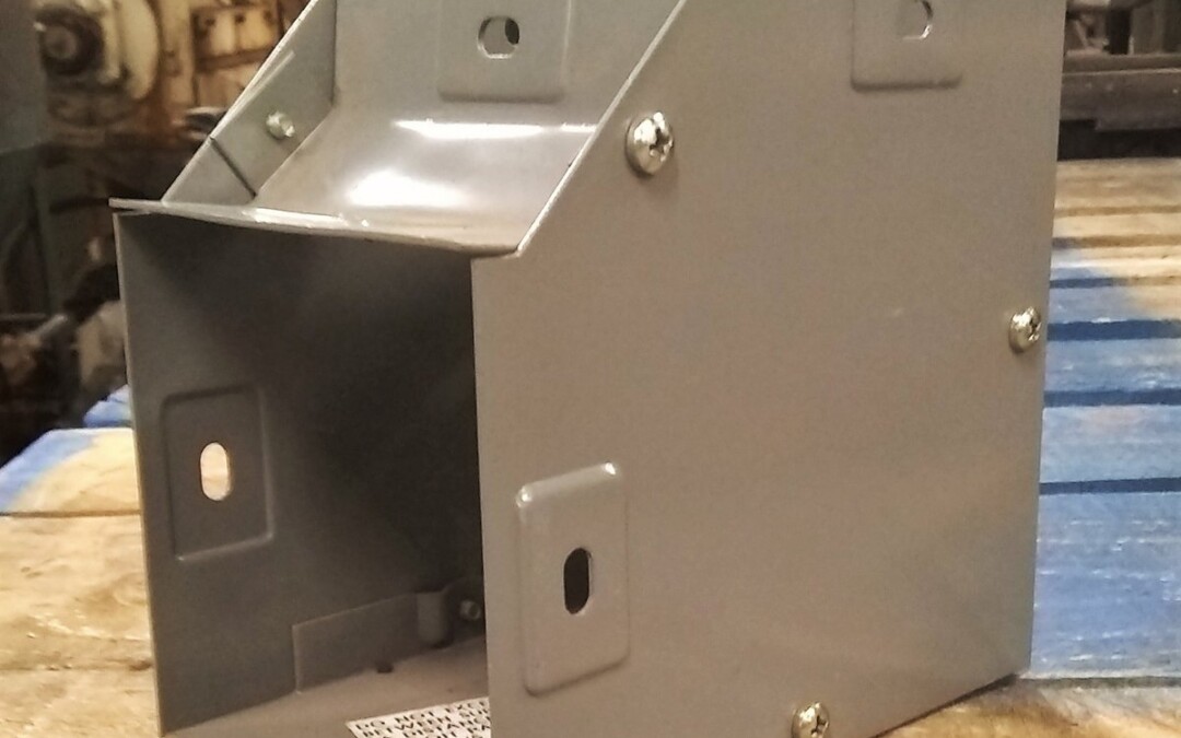 Unknown Brand Unknown Model 4" x 4" Gray Corner Wireway