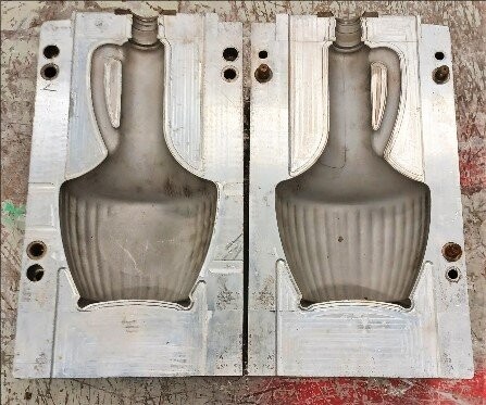 Unknown Brand Unknown Model 64oz Urn Blow Mold