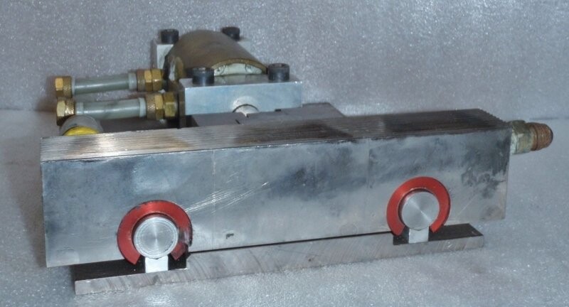 Unknown Brand Unknown Model 8 5-16 Inch Blow Mold Tail Puller - Image 3