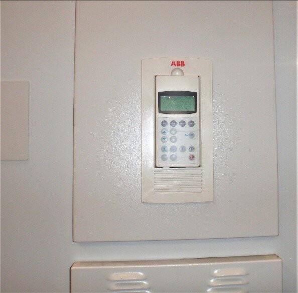 ABB ACS800-PC-0270-5 Enclosed Industrial Control Panel - Image 2