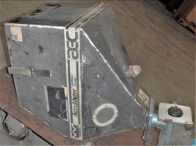 AEC-Whitlock AM-1 Additive Feeder Hopper