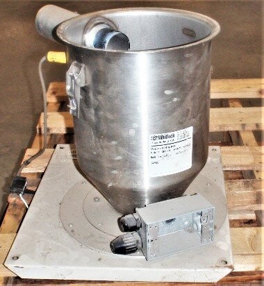 AEC-Whitlock SRH-04 Vacuum Hopper