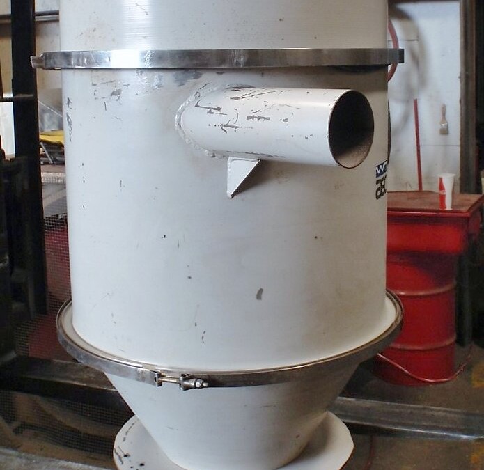 AEC-Whitlock VF-3010 Vacuum Hopper - Image 3