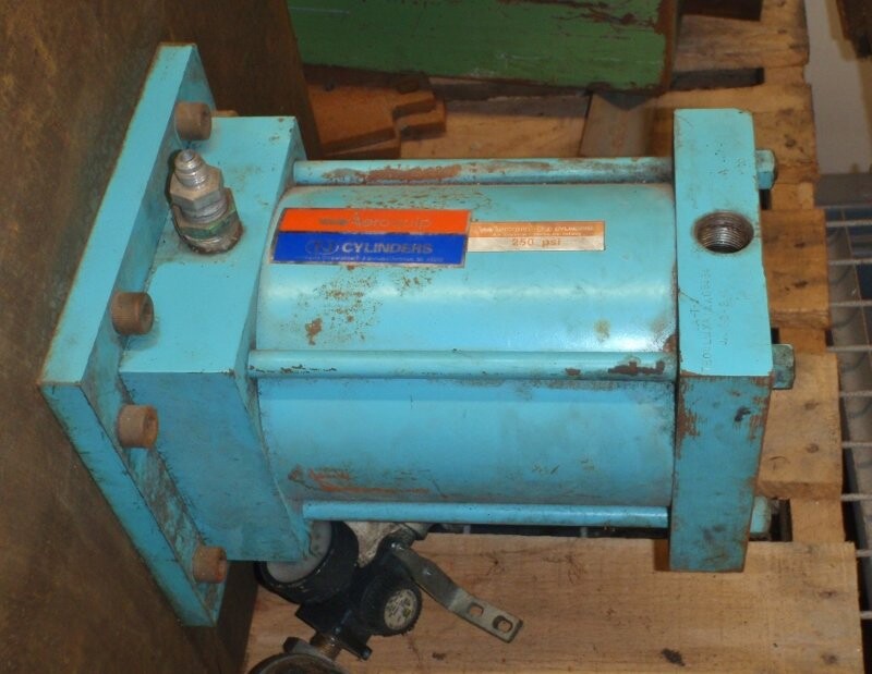 Aeroquip A-T-J TE08LWXA1AAG5454 Hydraulic Cylinder