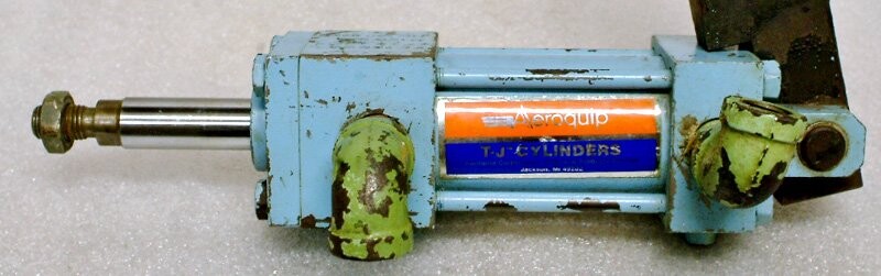 Aeroquip TE10CWCA1FA01800 Pneumatic Cylinder