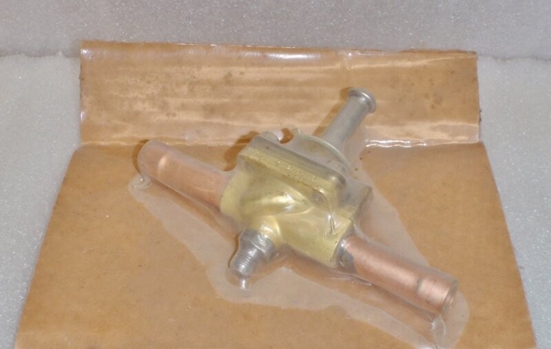 Alco Controls Solenoid Valve Refrigeration 240RA-8T5T