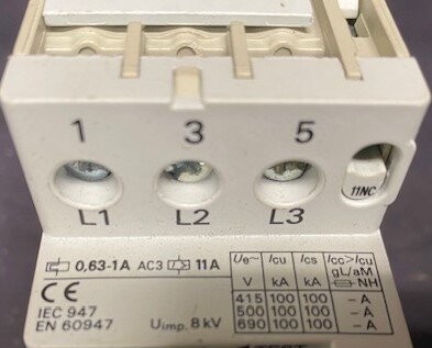 Allen-Bradley 140-MN-0100 Series D Manual Motor Starter - Image 3