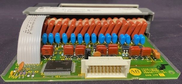 Allen-Bradley 1746-IA16 Series B SLC500 Input Module - Image 4