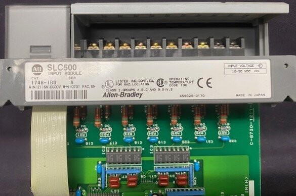 Allen-Bradley 1746-IB8 Series A SLC500 Input Module - Image 3