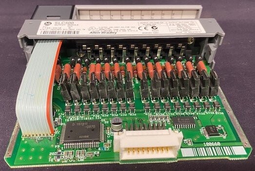 Allen-Bradley 1746-OA16 Series D SLC500 Output Module - Image 4
