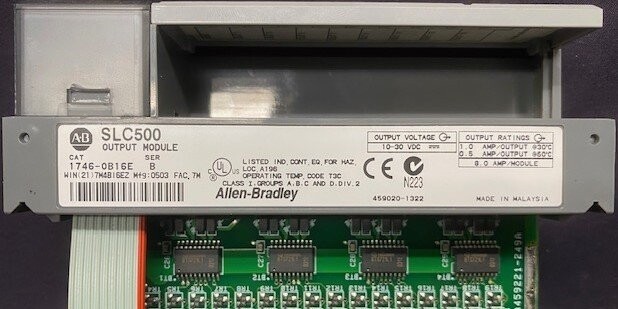 Allen-Bradley 1746-OB16E Series B SLC500 Output Module - Image 3