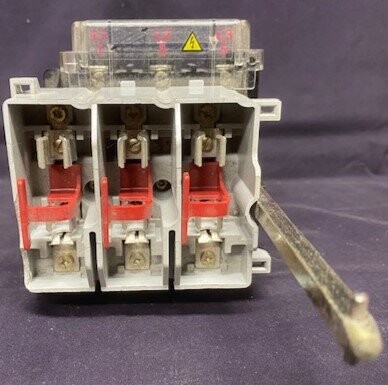 Allen-Bradley 194R-NC030P3 Series B Disconnect Switch - Image 3
