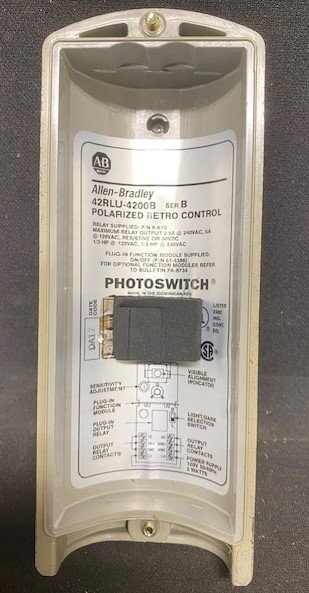 Allen-Bradley 42RLU-4200B Photoswitch Photoelectric Sensor - Image 4