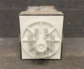 Allen-Bradley 700-HA32A1 Series D 120VAC Relay - Image 3