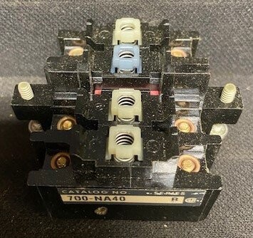 Allen-Bradley 700-NA40 Series B 4-Pole Front Deck Cartridge Contact Block - Image 3
