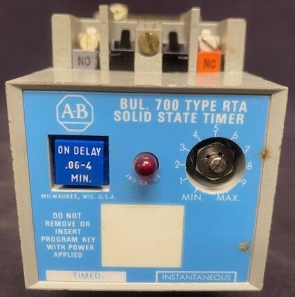 Allen-Bradley 700-RTA01F100A1 Solid State Timer - Image 2