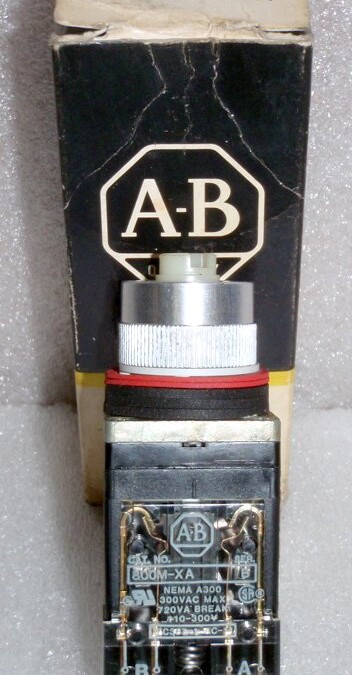 Allen-Bradley 800MR-HX2B Selector Switch