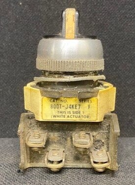 Allen-Bradley 800T-J4KE7 Series F Selector Switch