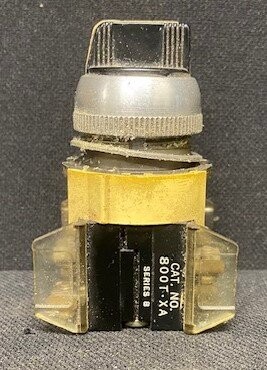 Allen-Bradley 800T-J4KE7 Series F Selector Switch - Image 2