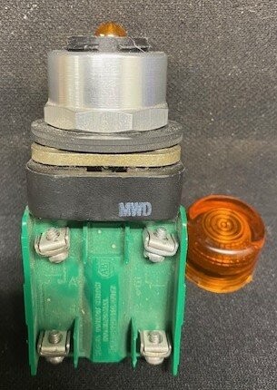 Allen-Bradley 800T-QBH24A Push Button Pilot Light - Image 3