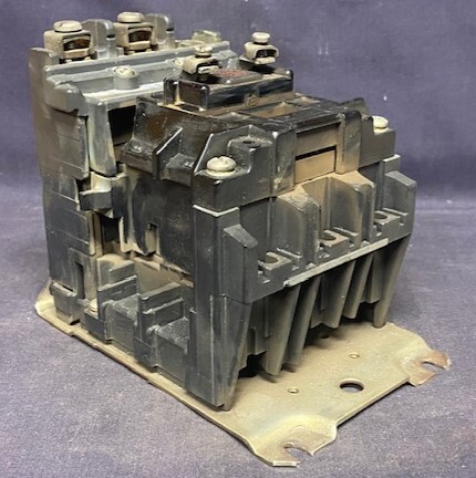 Allen-Bradley 500L-AOD93 Series B Contactor - Image 3