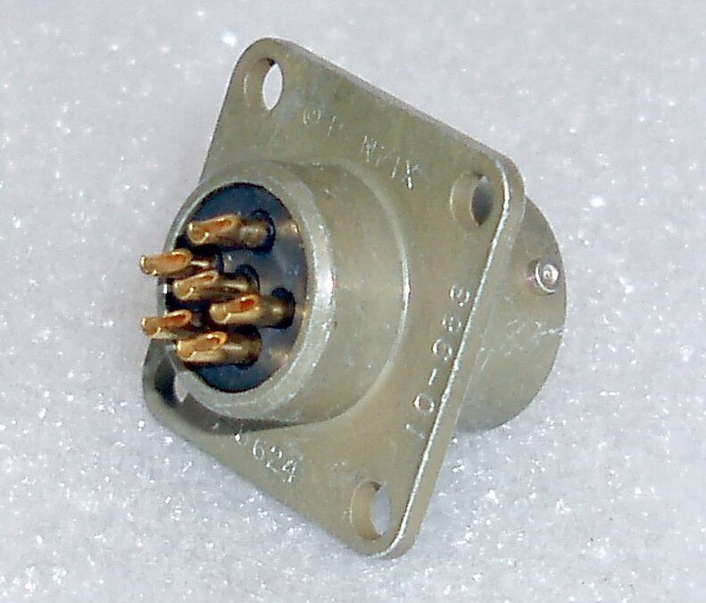 Amphenol-Bendix PT02A-10-98S Connector