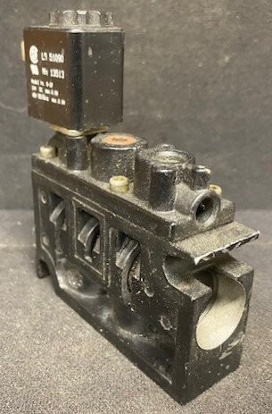 ARO/Ingersoll-Rand A222SS-O24-D Air Control Valve - Image 2