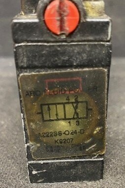 ARO/Ingersoll-Rand A222SS-O24-D Air Control Valve - Image 3