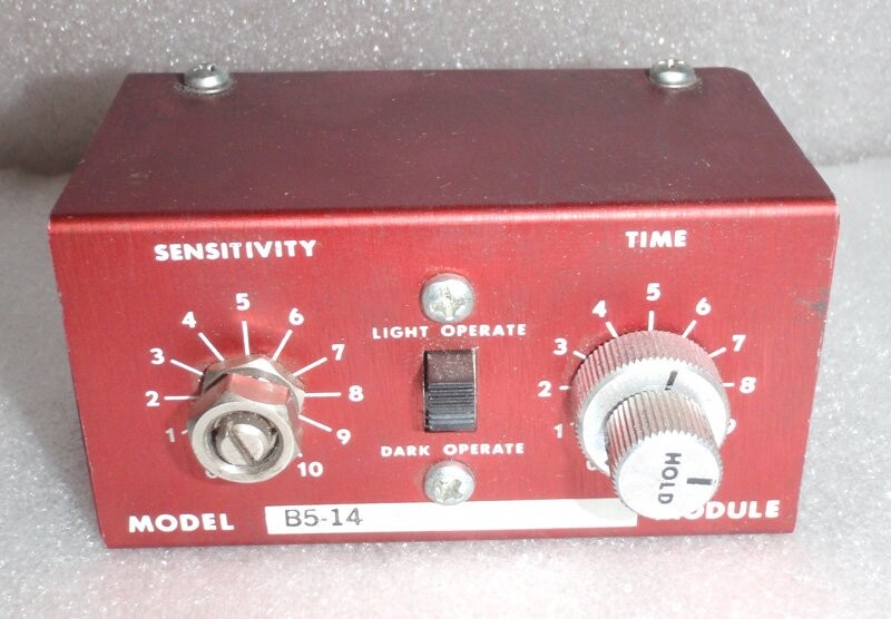 Banner B5-14 Photoelectric Amplifier Logic Module