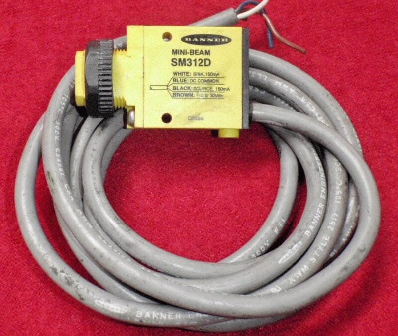 Banner SM312D Mini Beam Photoelectronic Sensor