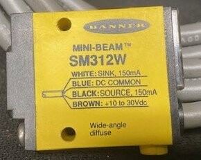 Banner SM312W Mini-Beam Photoelectric Sensor - Image 2