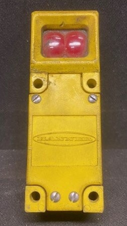 Banner Unknown Model Multi-Beam Photoelectric Scanner Block