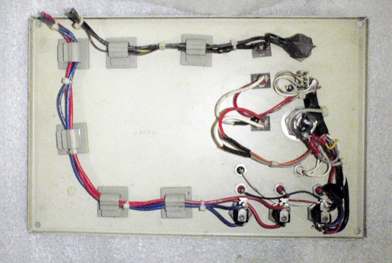 Barber-Colman A-11087 Maco III Programmable Control Power Supply Front Panel - Image 2