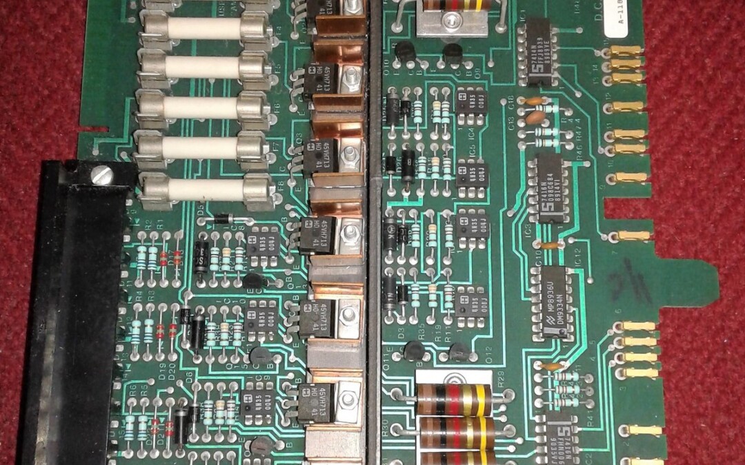 Barber-Colman A-11833-1 DC Output Card